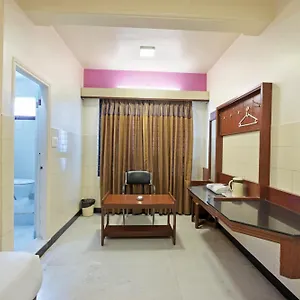 2* Hotel Mannars Yatri Nivas